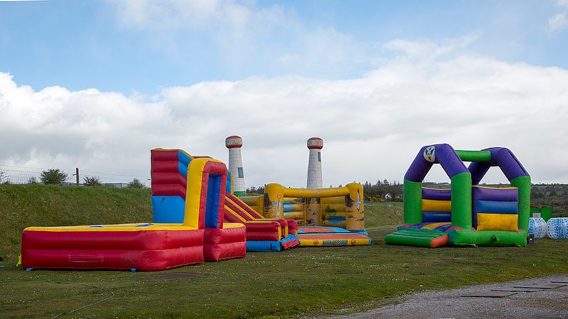 inflatable fun bouncy castles